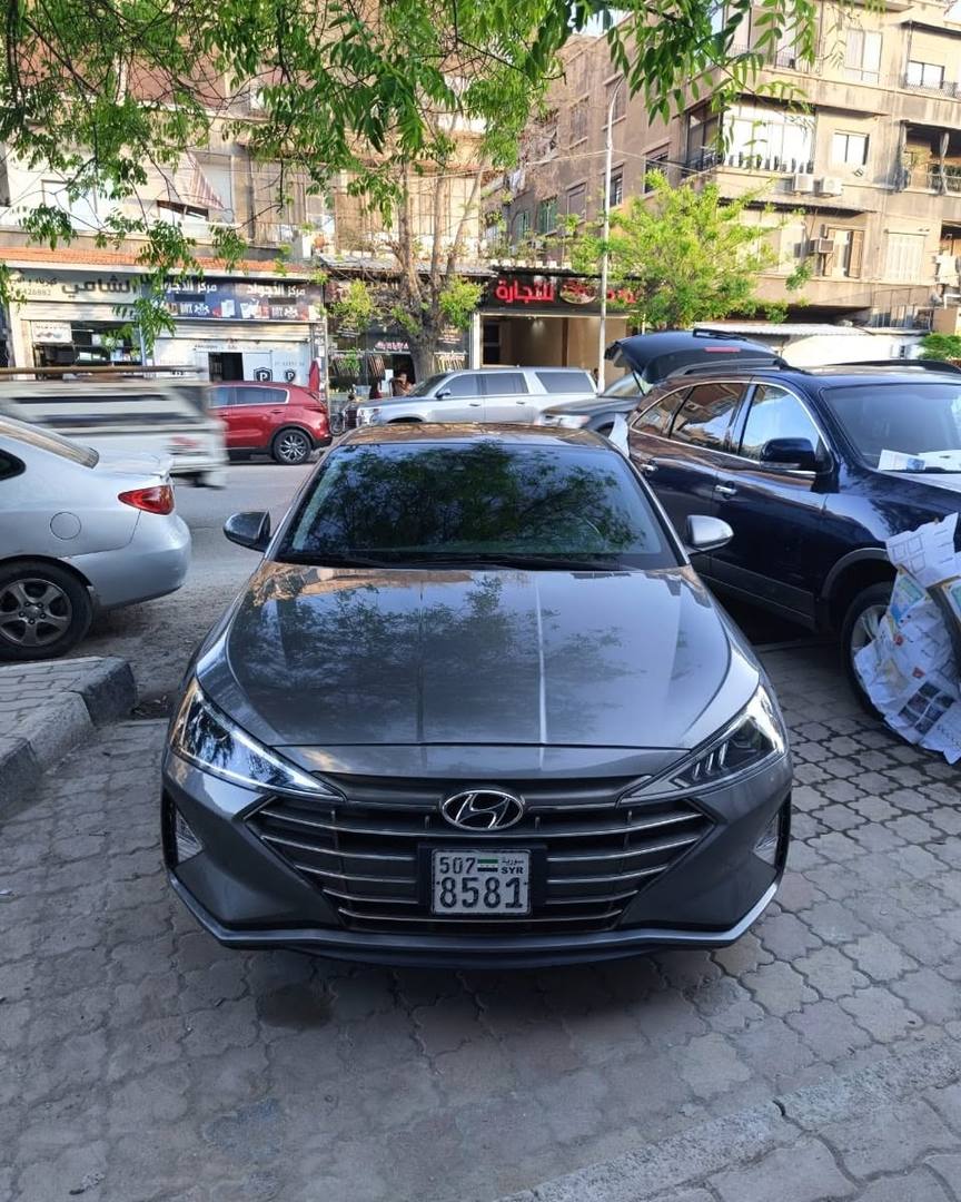 Hyundai Elantra 2019