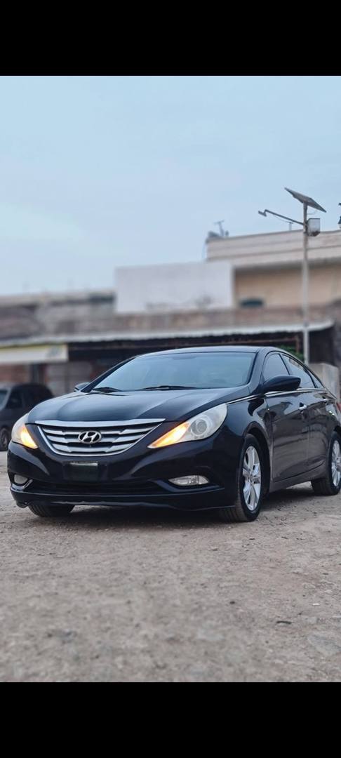 Hyundai Sonata 2011