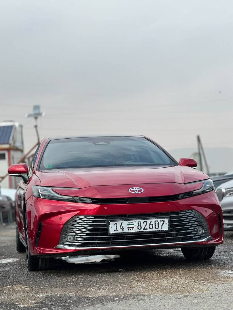 Toyota Camry 2025