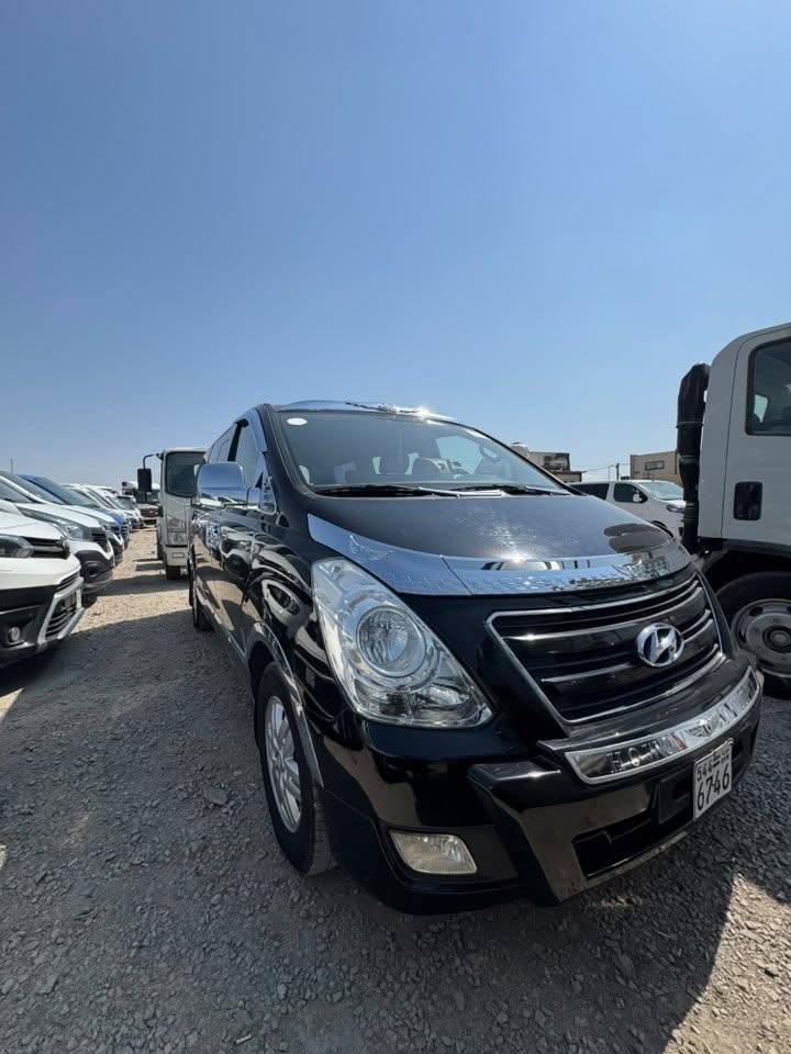 Hyundai H-1 2018