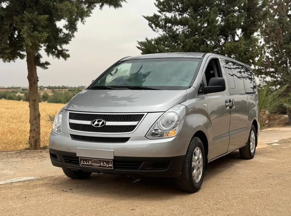 Hyundai H-1 2013