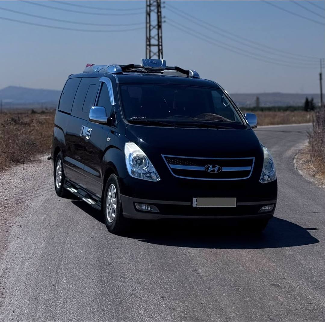 Hyundai H1 2010