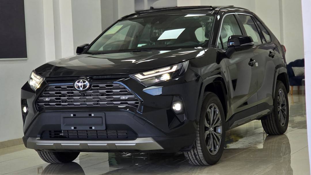 Toyota RAV4 2025