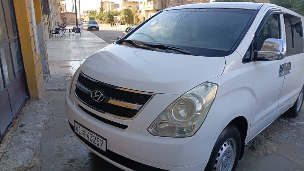 Hyundai H1 2010
