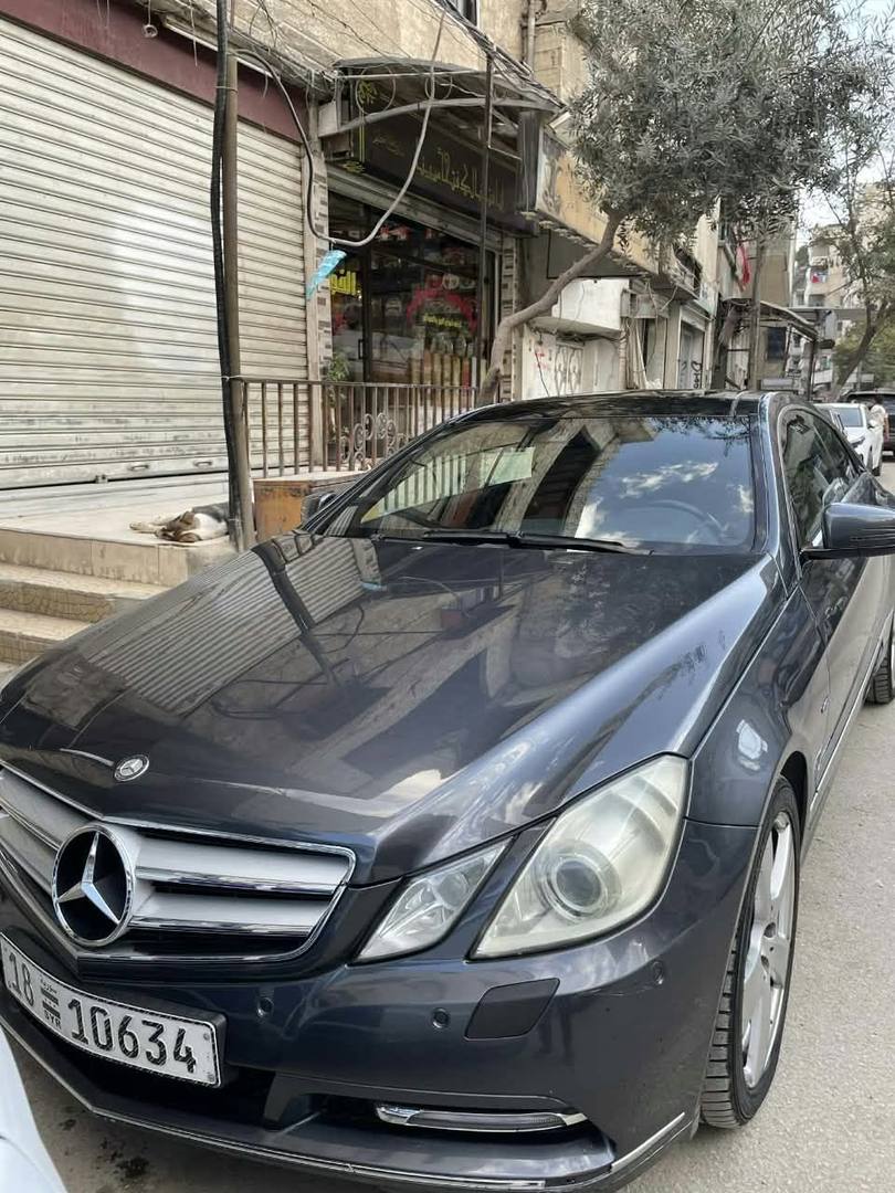 Mercedes-Benz E-Class 2012