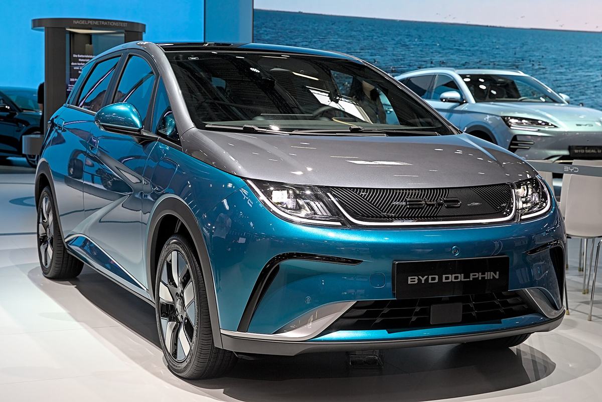 BYD Dolphin 2025