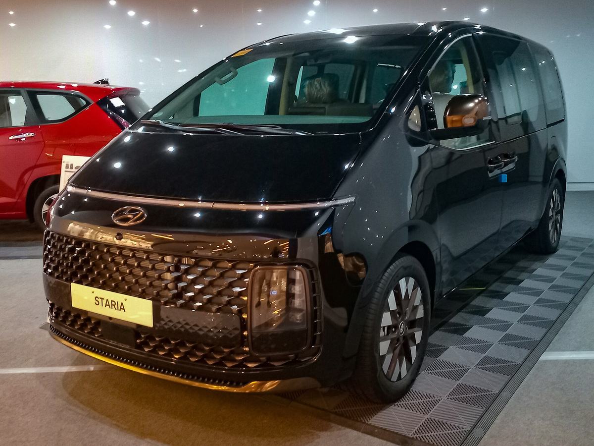 Hyundai Staria 2025