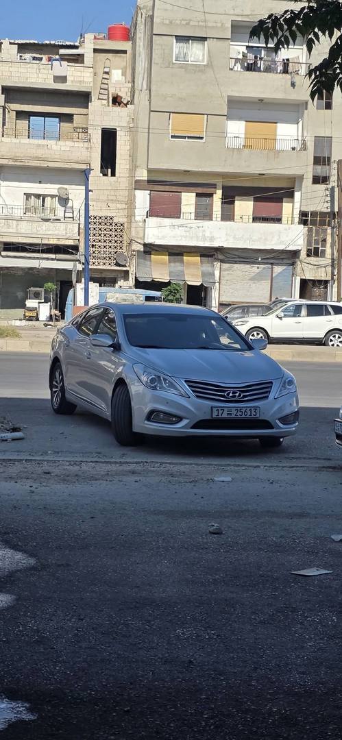 Hyundai Azera 2011