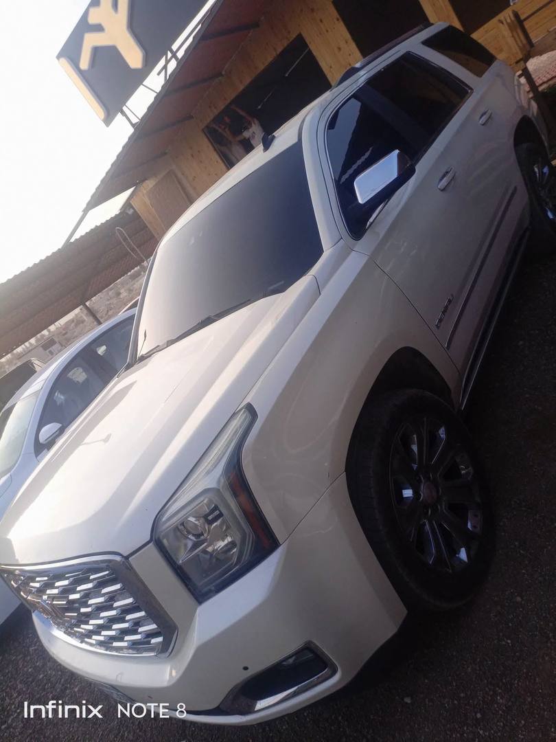 GMC Yukon 2015