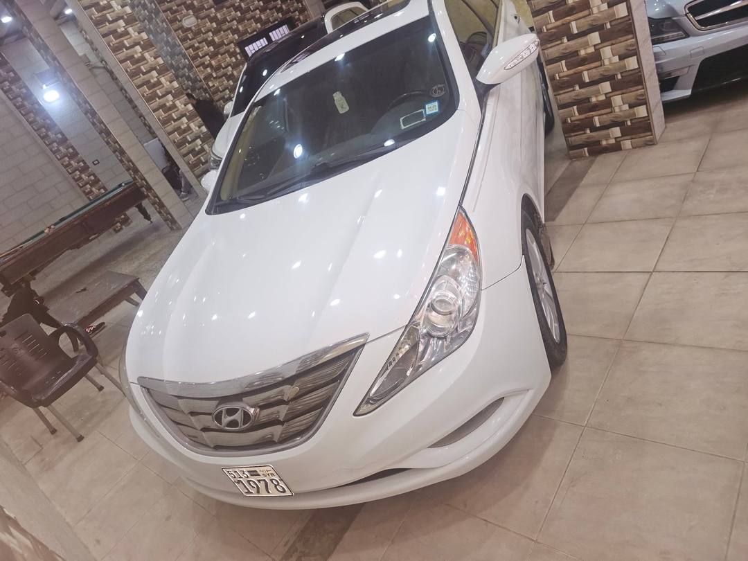 Hyundai Sonata 2011